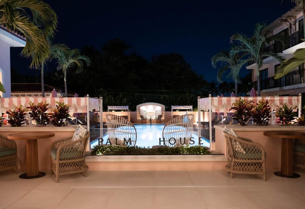 Palm House Hotel Palm Beach Dış mekan fotoğraf